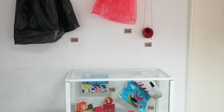 Izložba učeničkih radova – KaSTAV – grad sa stavom prema otpadu