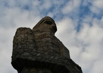 Uređenje spomenika Partizan