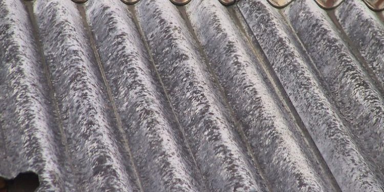 Javni poziv za provedbu Programa preuzimanja i zbrinjavanja azbestnog krovnog pokrova sa zgrada na području Grada Kastva – “KASTAV BEZ AZBESTA”