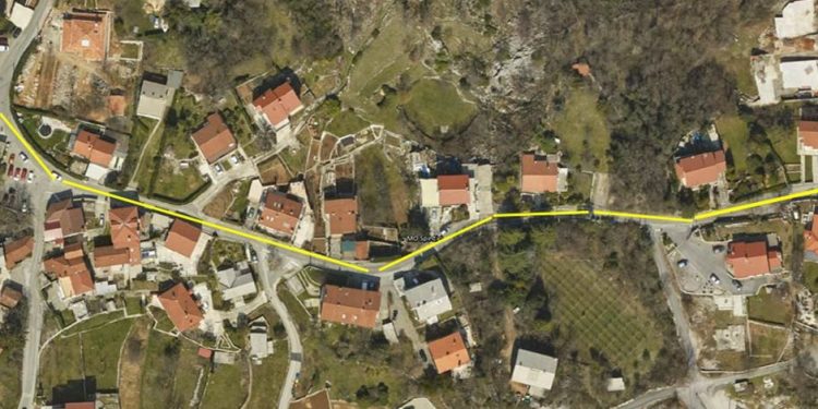 Asfaltiranje u Trinajstićima