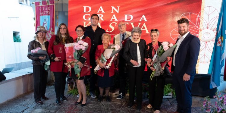 Na proslavi Dana grada uručene nagrade Grada Kastva za 2021. godinu