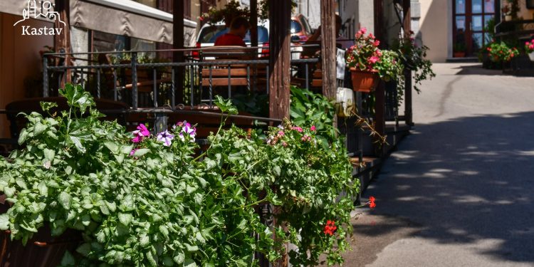 Ugostiteljima opet mogućnost proširenja terasa bez naknade