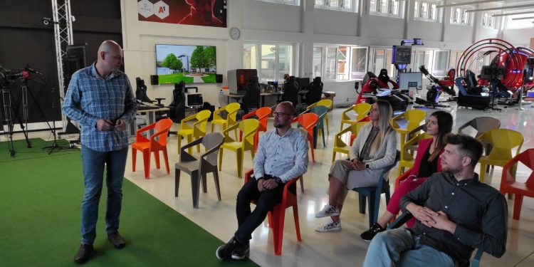 Delegacija Grada Kastva posjetila poduzetničke inkubatore PISAK u Sisku i PISMO u Novskoj