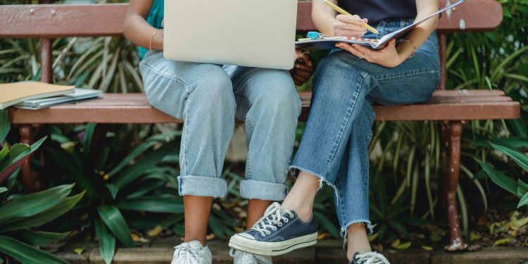 Natječaj za dodjelu stipendija učenicima i studentima