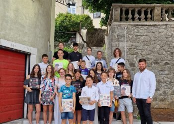 Najbolji učenici kastavske škole kod gradonačelnika Mateja Mostarca