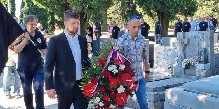 Kastav proslavio Dan pobjede i domovinske zahvalnosti i Dan hrvatskih branitelja