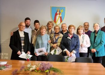 Kastavski umirovljenici završili tečaj informatike