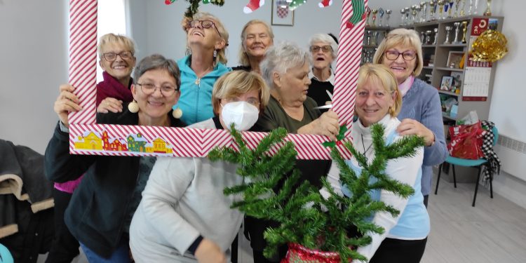 Božićni tjedan kod SeniORNIH