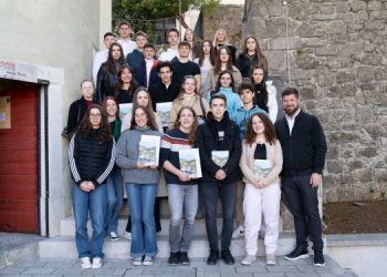 Učenici stipendisti potpisali ugovore za stipendiranje