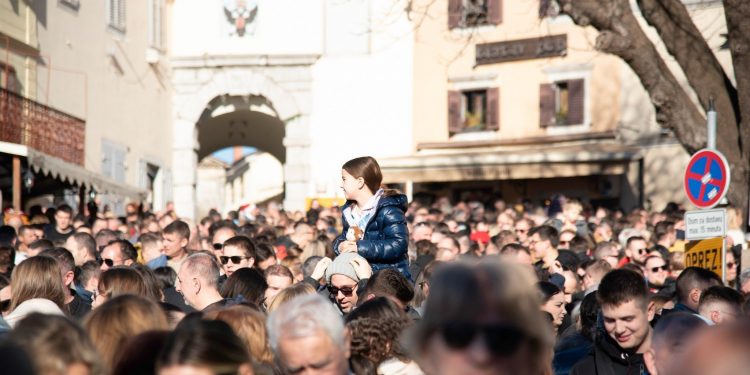 Zadnje polne va Kastve privuklo mnoštvo posjetitelja
