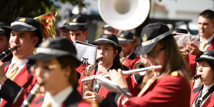 Otkriven spomenik palim braniteljima u Kastvu