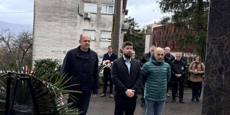 Obilježen Dan sjećanja na žrtvu Vukovara i Škabrnje